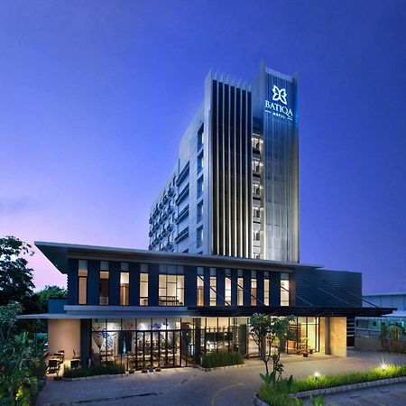 Batiqa Hotel Cirebon Exterior photo