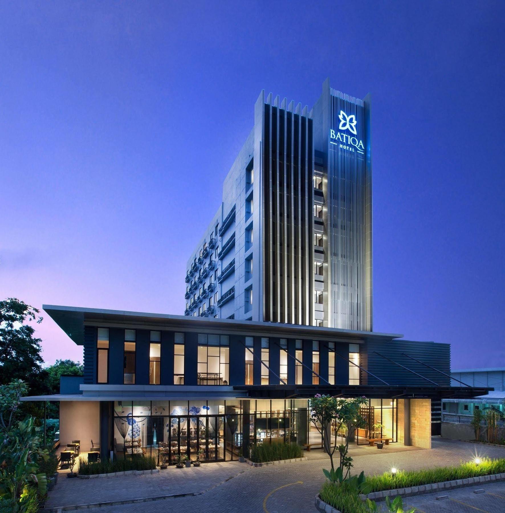 Batiqa Hotel Cirebon Exterior photo